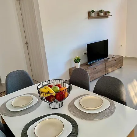 Lyria Boutique Apartment *