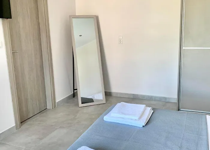 Lyria Boutique Lygia (Lefkada)